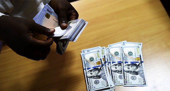 Naira Closes in the Red at ₦1,341.35/$